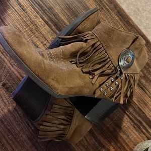 Indigo Rd booties 10M